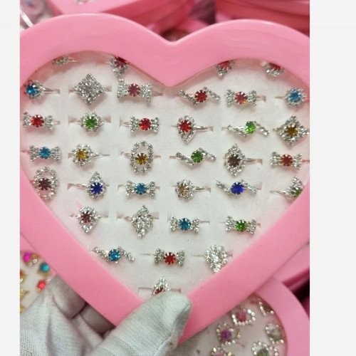 پک انگشتر بچه گانه